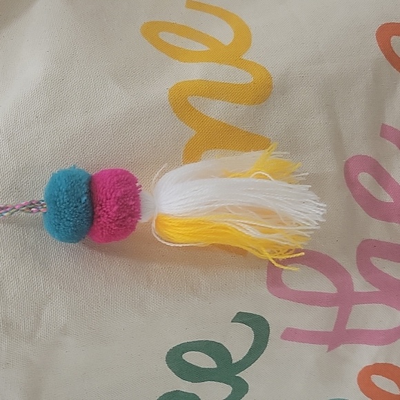 Oversized Cloth Beach Bag. NWOT - Picture 3 of 4